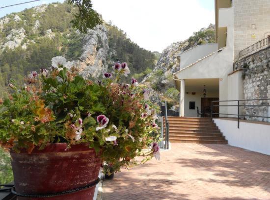 Hostal Rural De Cuadros Bedmar y Garciez Екстериор снимка