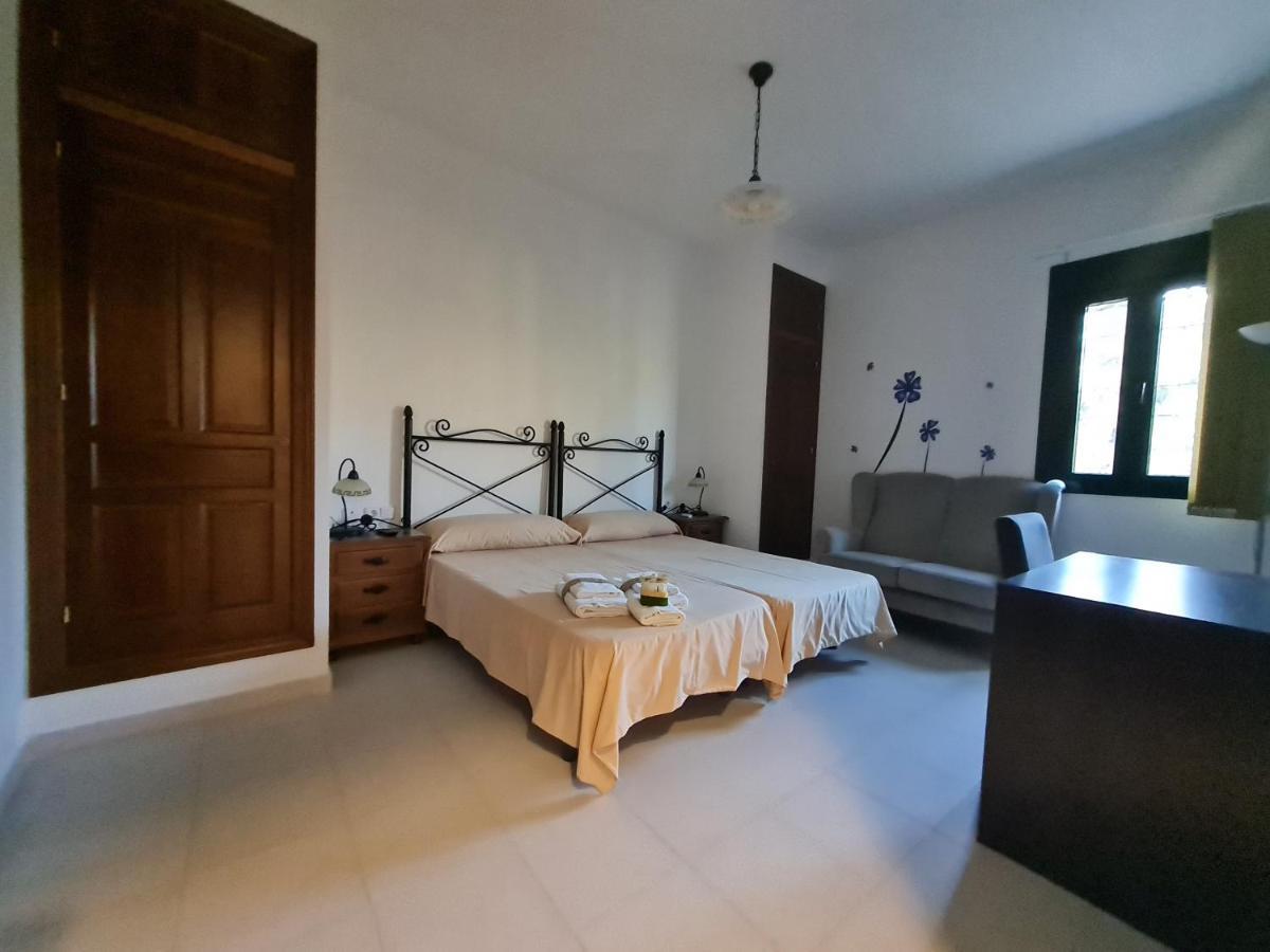 Hostal Rural De Cuadros Bedmar y Garciez Екстериор снимка