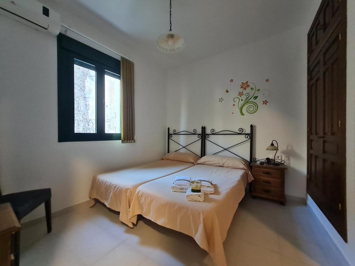 Hostal Rural De Cuadros Bedmar y Garciez Екстериор снимка