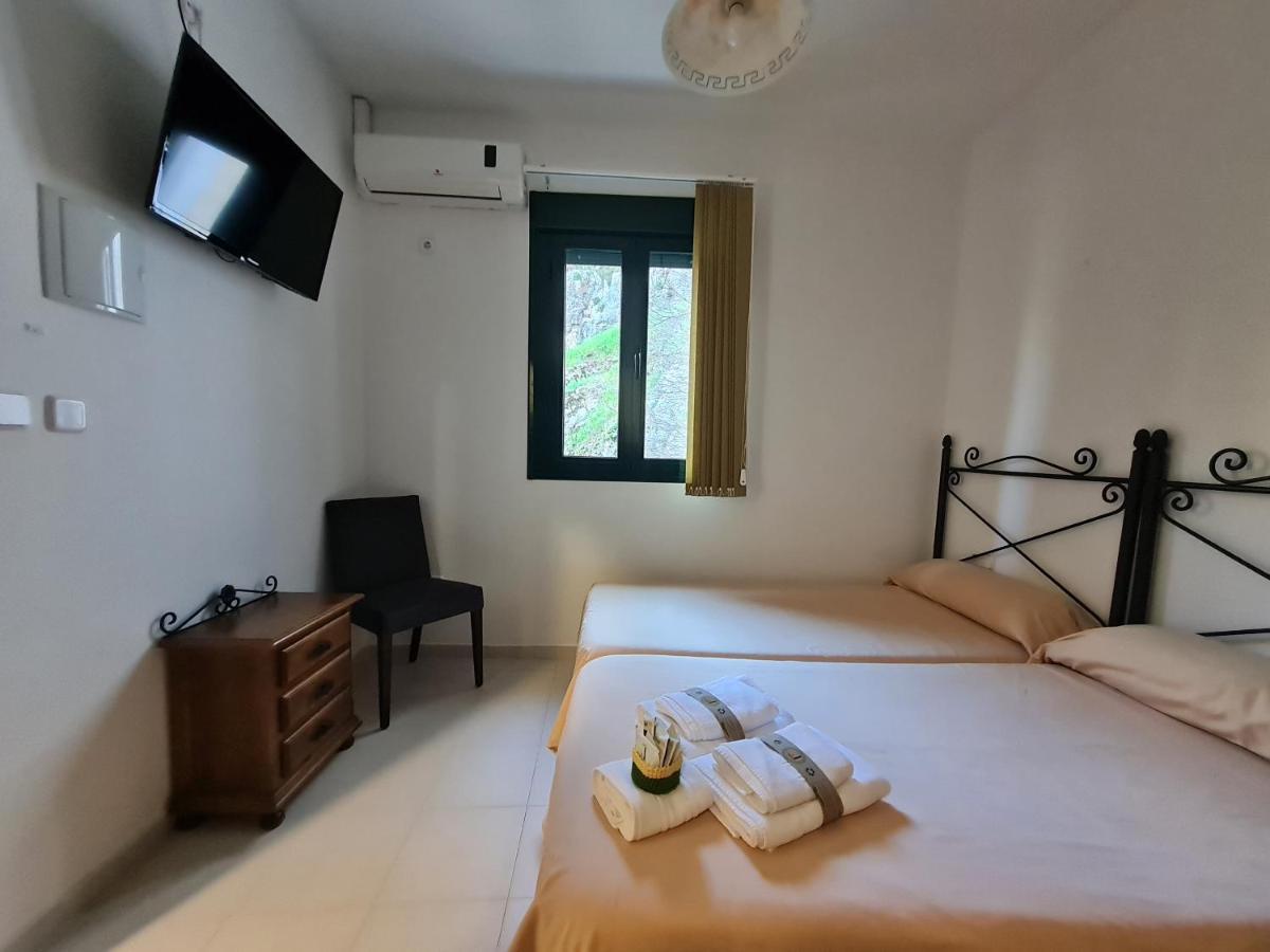 Hostal Rural De Cuadros Bedmar y Garciez Екстериор снимка